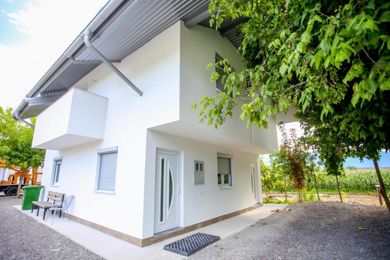 Apartments River Una 5 Bihać Kültér fotó