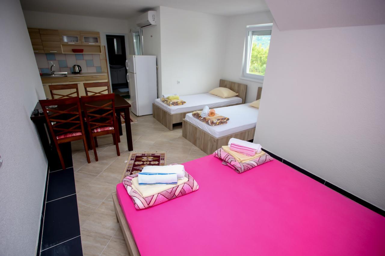 Apartments River Una 5 Bihać Kültér fotó